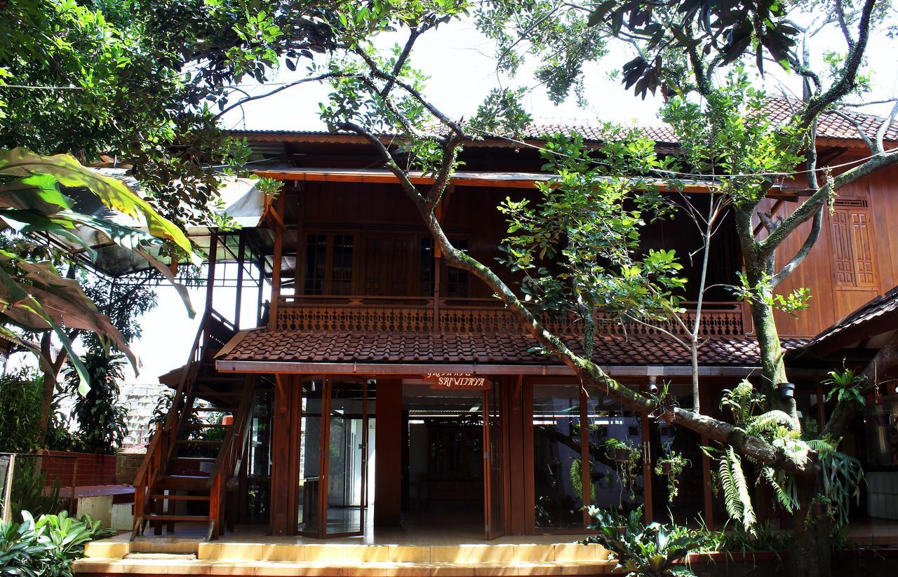 Reddoorz Hostel @ Dago 2 Bandung Esterno foto