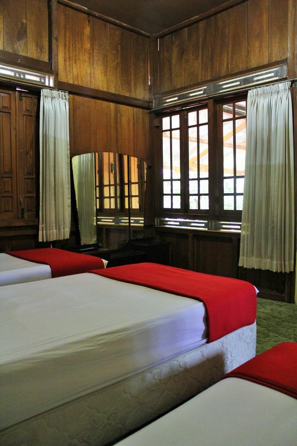 Reddoorz Hostel @ Dago 2 Bandung Esterno foto