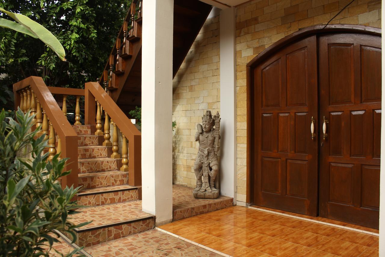 Reddoorz Hostel @ Dago 2 Bandung Esterno foto