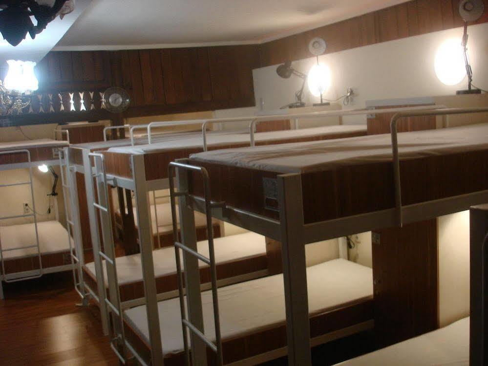 Reddoorz Hostel @ Dago 2 Bandung Esterno foto