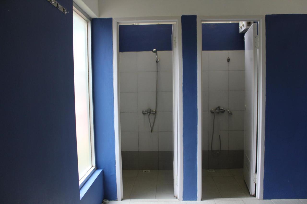 Reddoorz Hostel @ Dago 2 Bandung Esterno foto