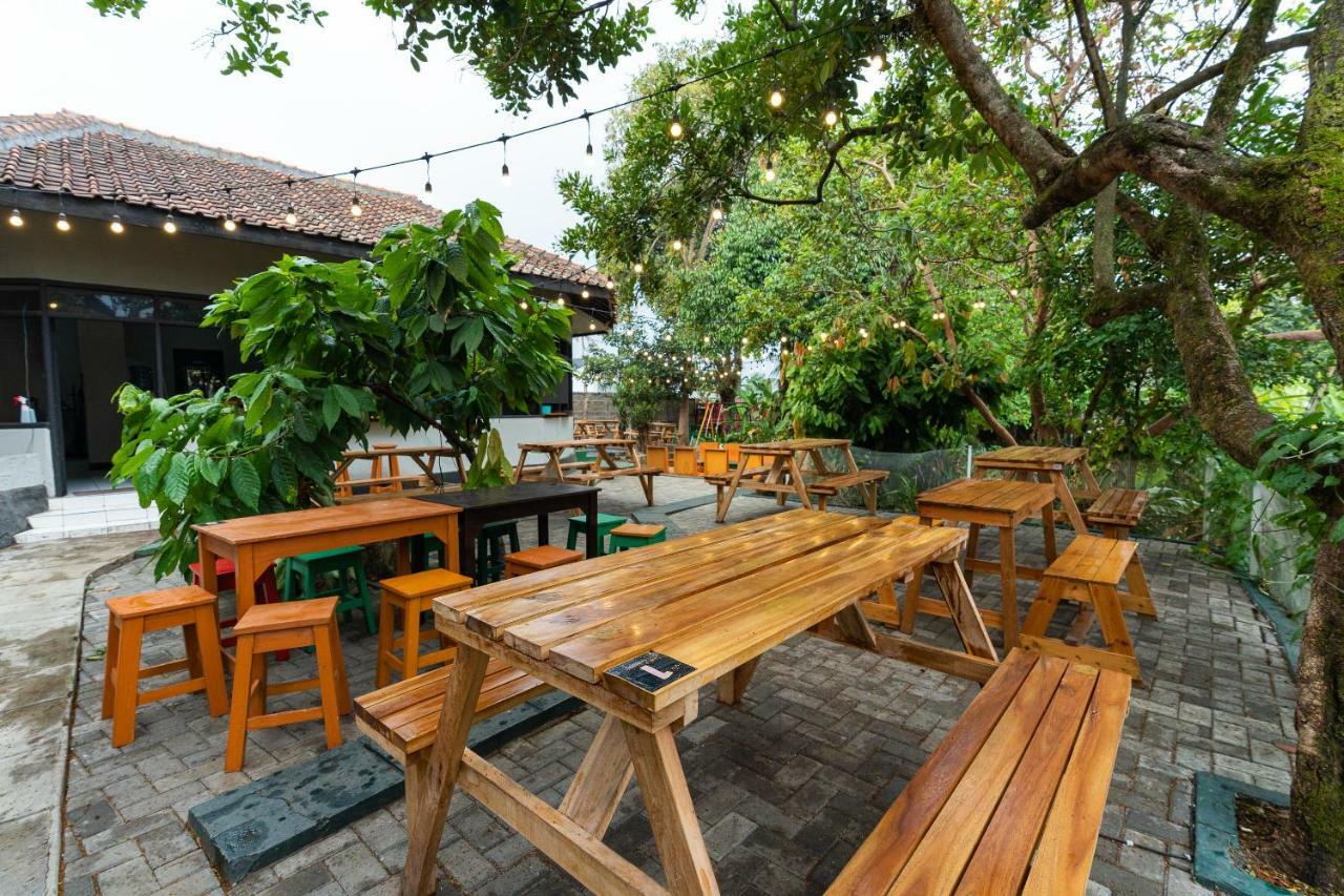 Reddoorz Hostel @ Dago 2 Bandung Esterno foto