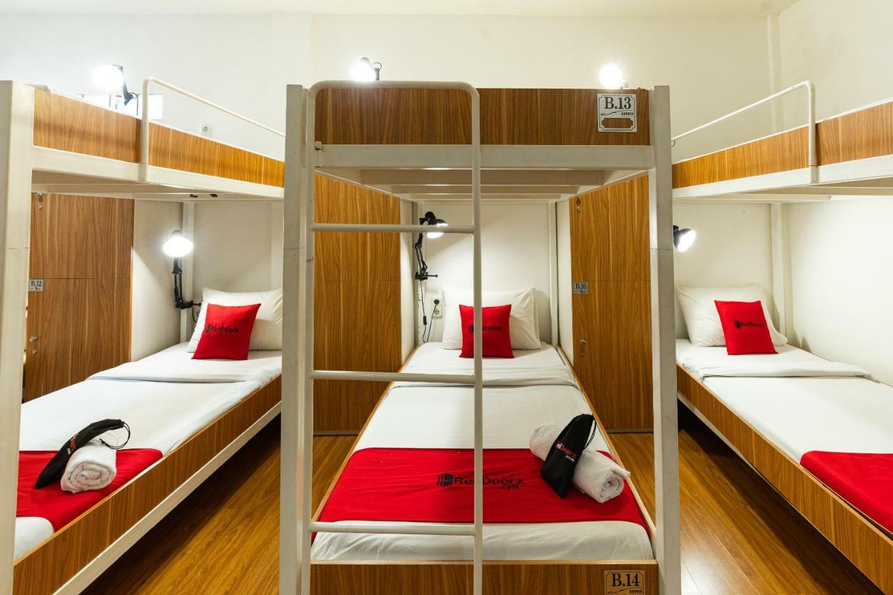 Reddoorz Hostel @ Dago 2 Bandung Esterno foto
