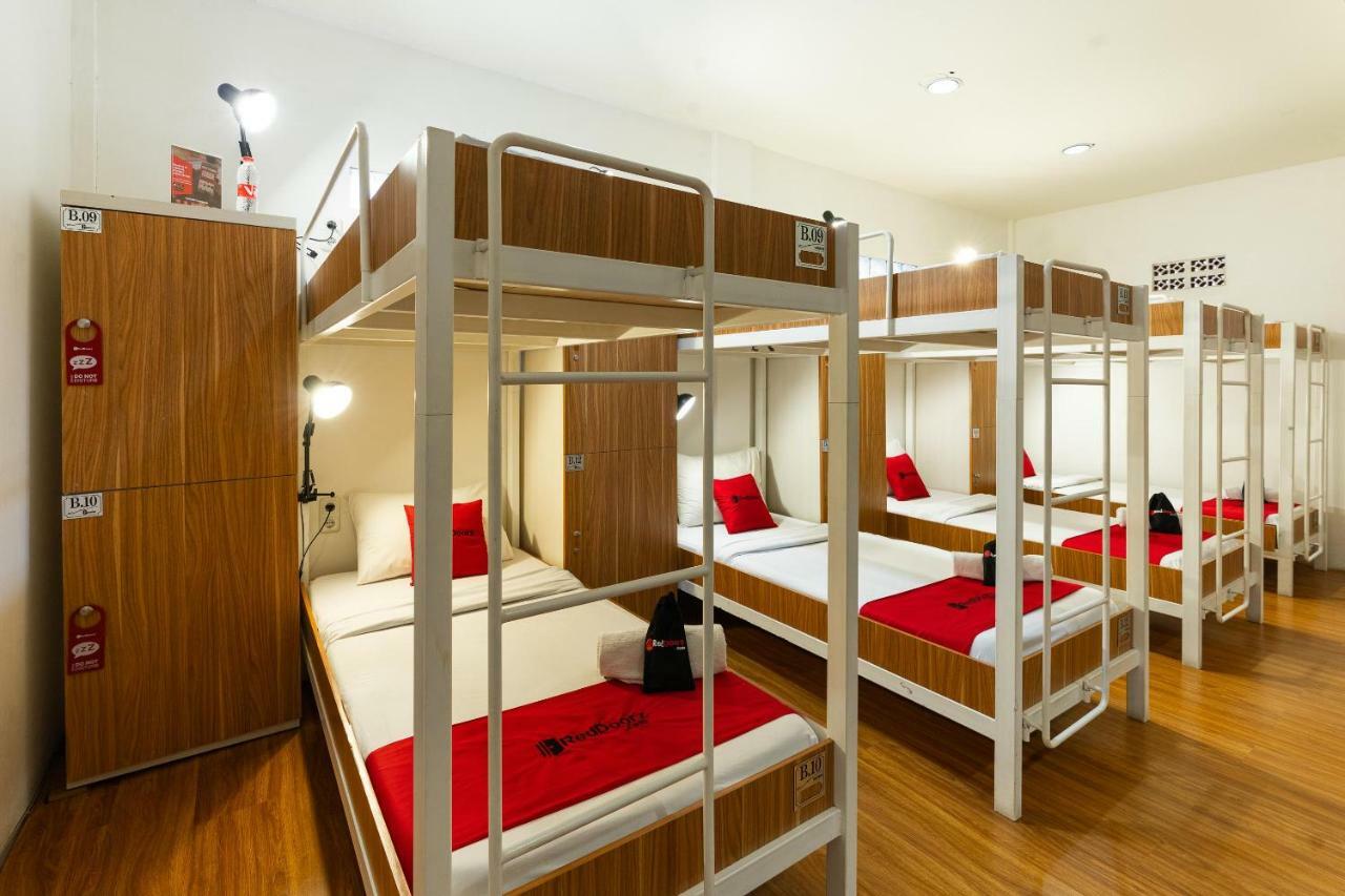 Reddoorz Hostel @ Dago 2 Bandung Esterno foto