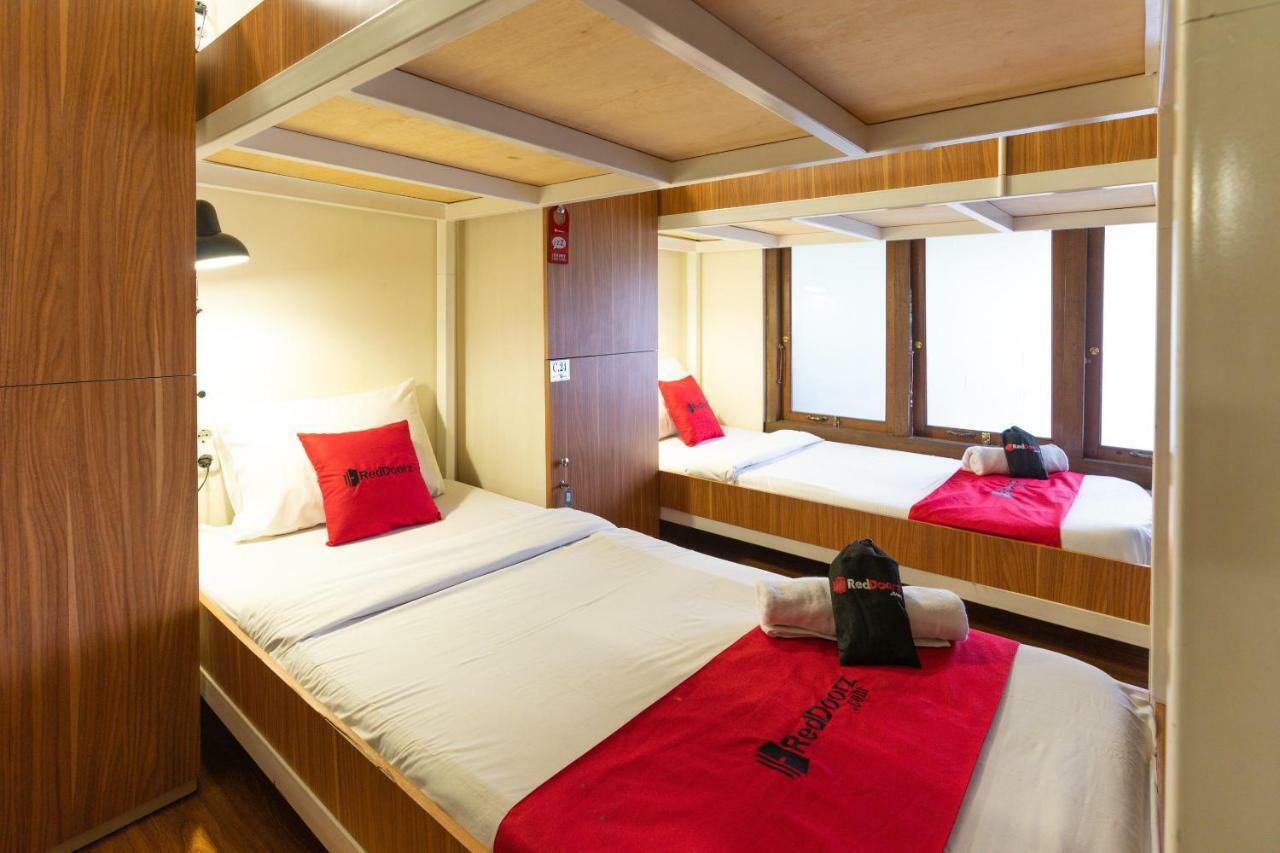 Reddoorz Hostel @ Dago 2 Bandung Esterno foto