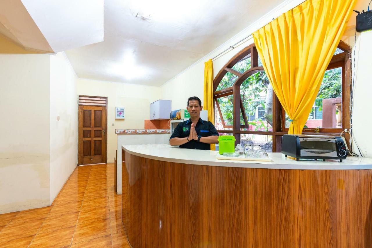 Reddoorz Hostel @ Dago 2 Bandung Esterno foto
