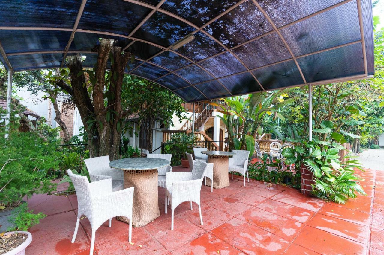 Reddoorz Hostel @ Dago 2 Bandung Esterno foto
